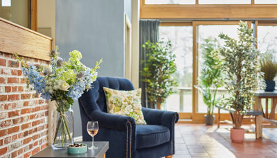 Spring artificial flower arranging: ideas and inspiration