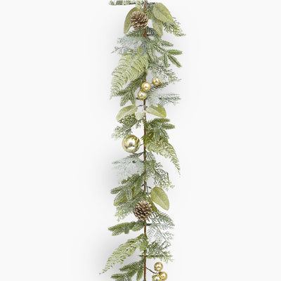 Nordic garland