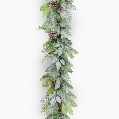 Snow-kissed leaf & pinecone garland