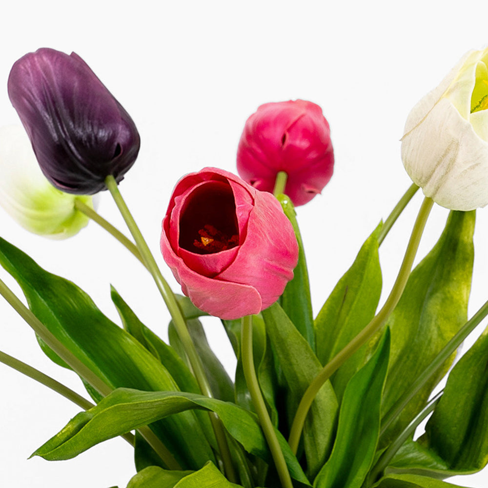 Artificial tulip bunch detail